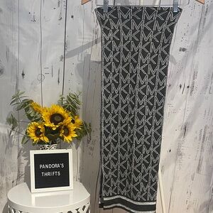 Michael Kors Black Silver Scarf Preowned
